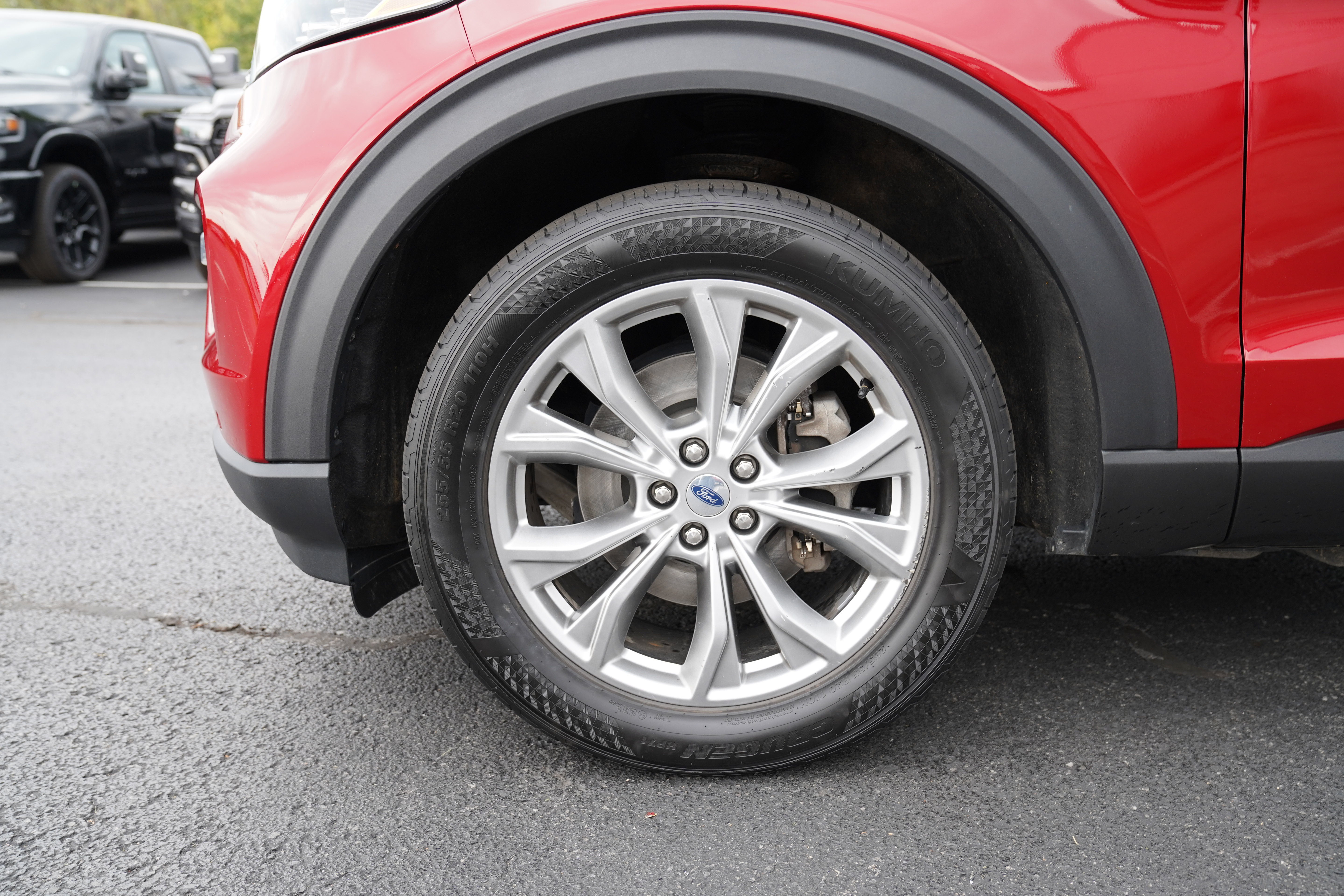 Used 2020 Ford Explorer Limited AWD/4WD image 16