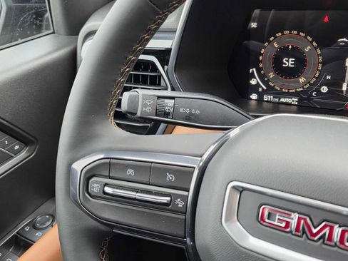 New 2026 GMC Canyon AT4 AWD/4WD image 34