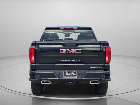 Used 2026 GMC Sierra 1500 Denali w/ Denali Reserve Package AWD/4WD image 4