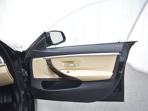 Used 2019 BMW 430i Gran Coupe xDrive w/ Convenience Package AWD/4WD image 25
