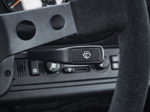 Used 1990 Porsche 911 Carrera image 20