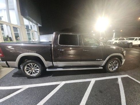 Used 2019 RAM 1500 Laramie image 11