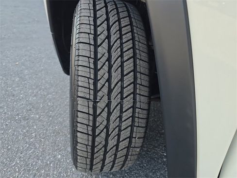 Used 2019 Jeep Compass Latitude image 31