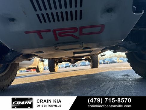 Used 2021 Toyota Tacoma TRD Off-Road image 21