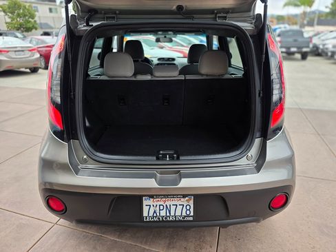 Used 2017 Kia Soul image 18