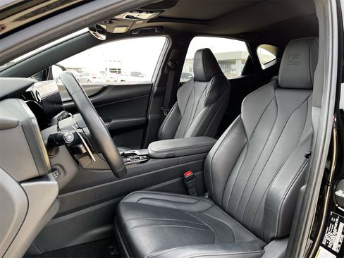 Used 2023 Lexus NX 450h+ F Sport image 23