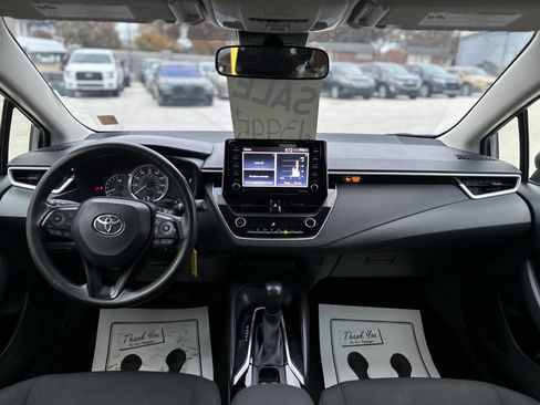 Used 2021 Toyota Corolla LE image 13