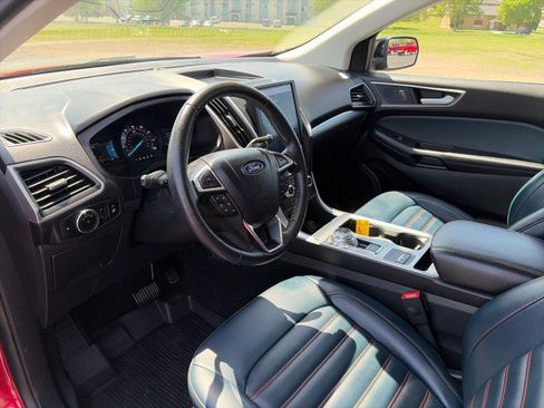 Used 2024 Ford Edge SEL w/ Sport Appearance Package AWD/4WD image 11