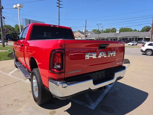 Certified 2026 RAM 2500 Big Horn AWD/4WD image 11