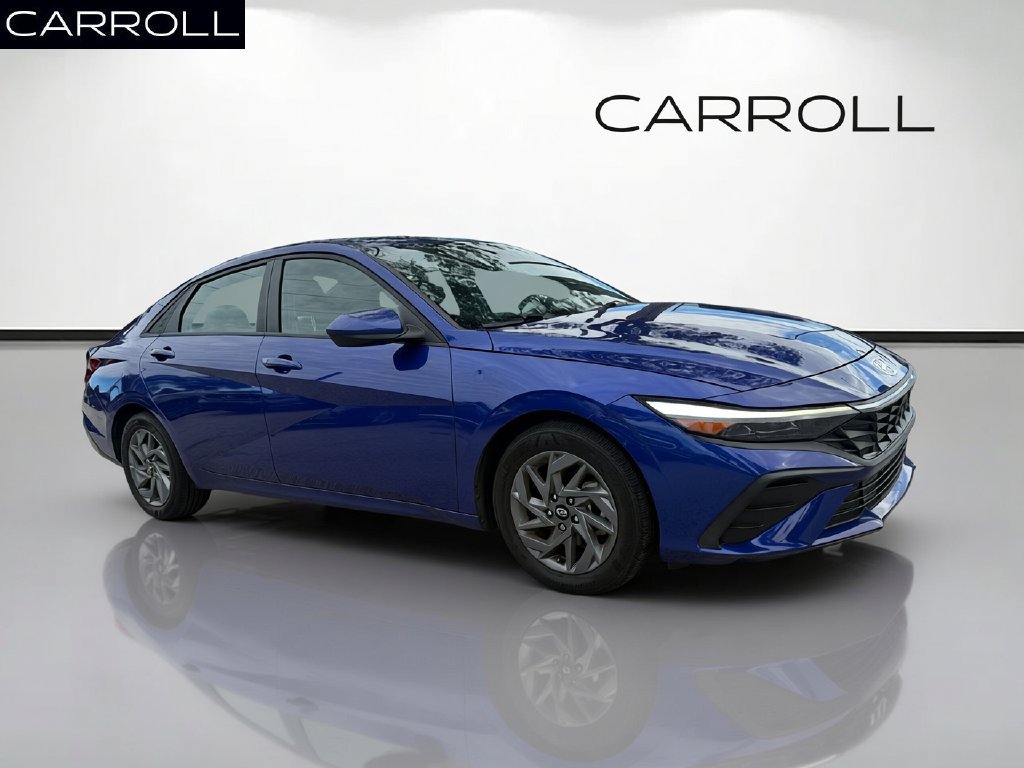 Used 2024 Hyundai Elantra SEL FWD image 1