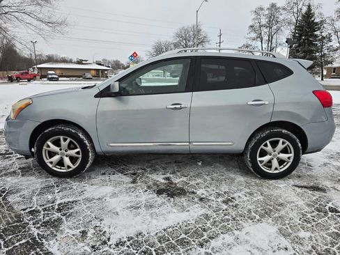 Used 2011 Nissan Rogue SV image 5