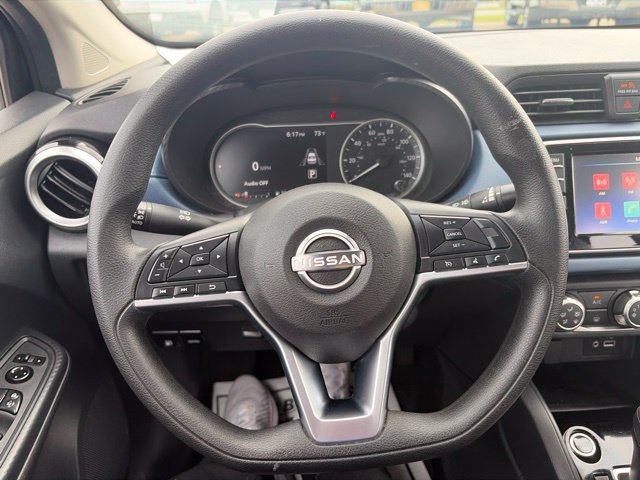 Used 2025 Nissan Versa SV FWD image 19