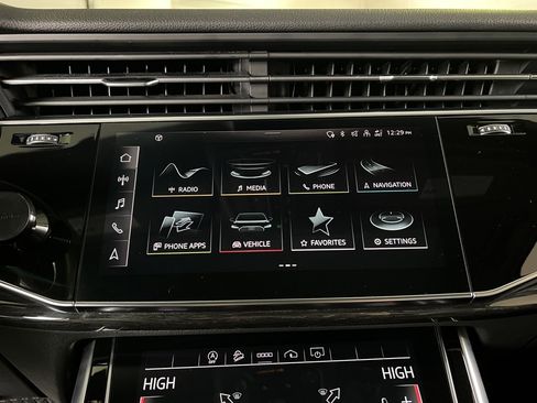 Used 2021 Audi Q7 2.0T Premium w/ Convenience Package image 24