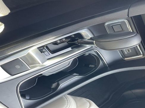 Used 2024 Subaru Ascent Limited image 20