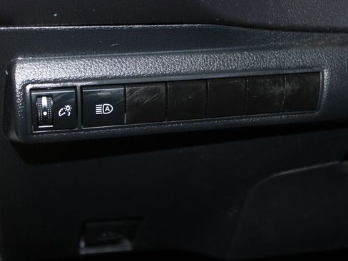 Used 2024 Toyota Corolla LE FWD image 10