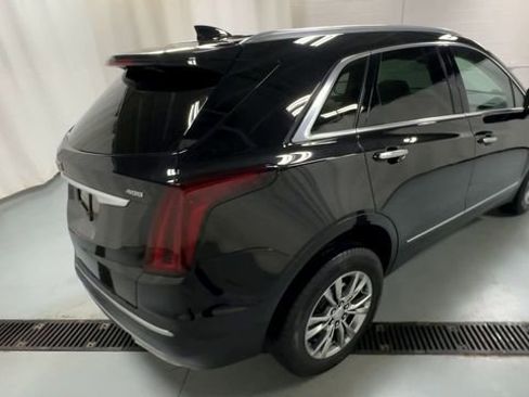 Used 2021 Cadillac XT5 Premium Luxury image 8