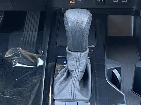 Certified 2025 Toyota Camry LE FWD image 33