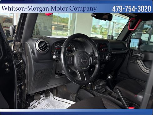 Used 2017 Jeep Wrangler Unlimited Sport w/ Quick Order Package 23S AWD/4WD image 10