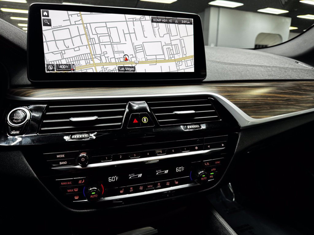 Used 2023 BMW M550i xDrive w/ Executive Package AWD/4WD image 25