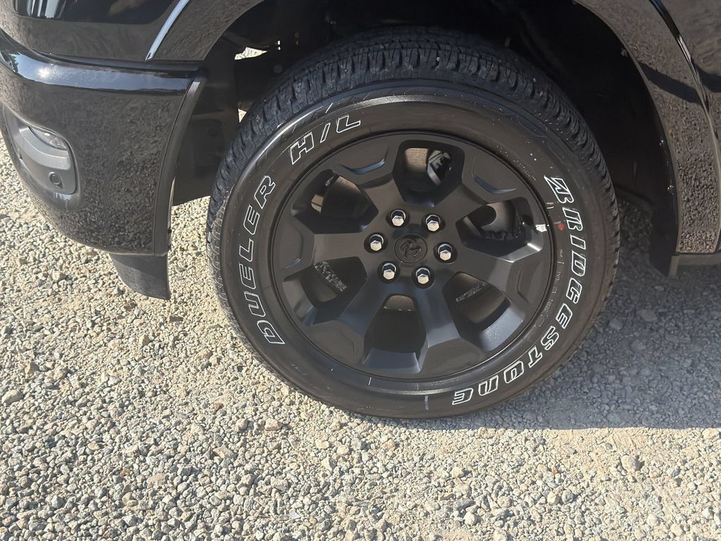 Used 2025 RAM 1500 Big Horn AWD/4WD image 11