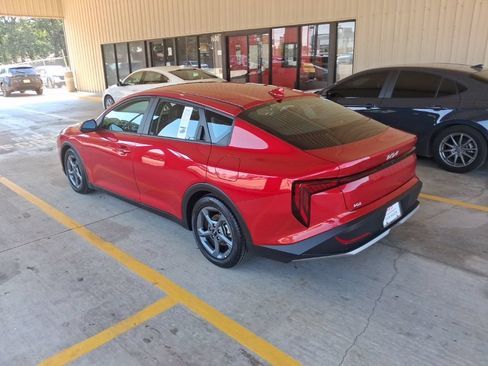 Used 2025 Kia K4 FWD image 8
