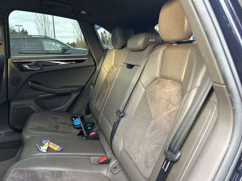 Used 2017 Porsche Macan S image 12