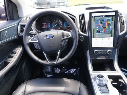 Used 2024 Ford Edge SEL w/ Convenience Package AWD/4WD image 23