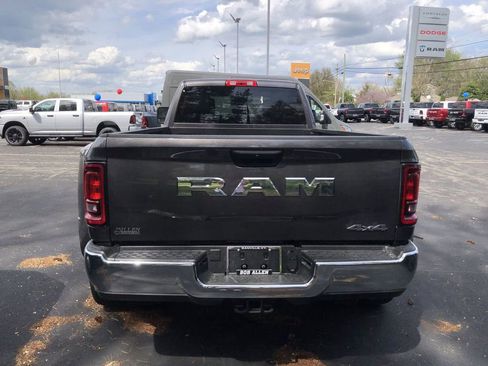 New 2026 RAM 3500 Tradesman image 10