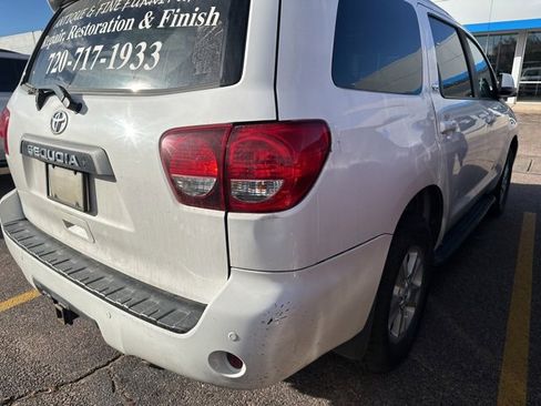 Used 2020 Toyota Sequoia SR5 image 4