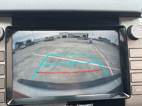 Used 2020 Toyota Tundra SR5 w/ SR5 Upgrade Package RWD image 28