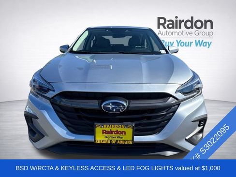 Used 2025 Subaru Legacy Premium AWD/4WD image 2
