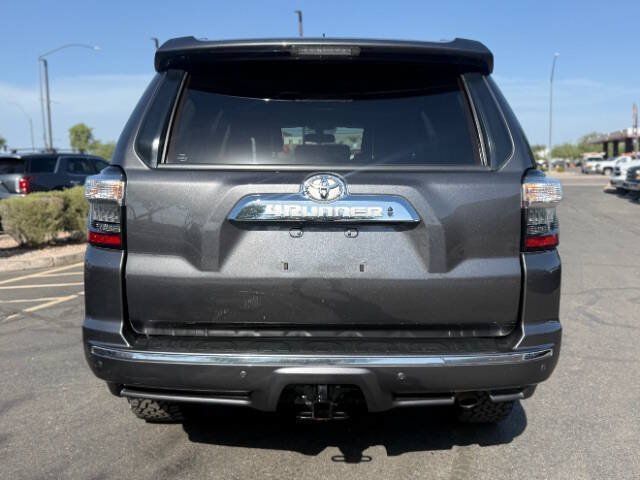 Used 2016 Toyota 4Runner Limited AWD/4WD image 4