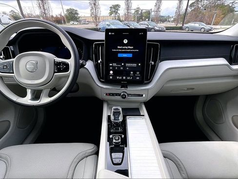New 2026 Volvo XC60 B5 Ultra w/ Protection Package Premier AWD/4WD image 9