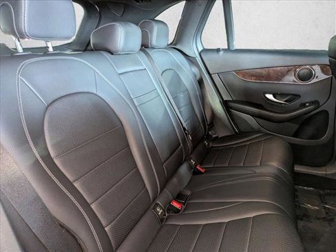 Used 2019 Mercedes-Benz GLC 300 image 19