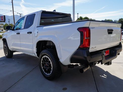 Used 2024 Toyota Tacoma SR w/ SR Upgrade Package AWD/4WD image 6