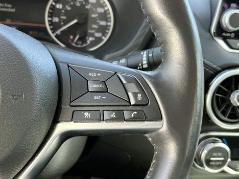 Used 2025 Nissan Sentra SV w/ All-Weather Package FWD image 19