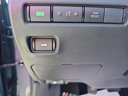 Used 2025 Nissan Sentra SV w/ All-Weather Package image 14