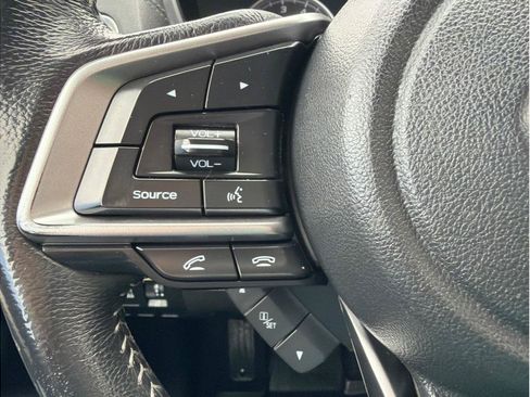 Used 2019 Subaru Ascent Premium AWD/4WD image 18