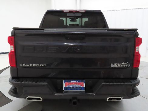 Used 2023 Chevrolet Silverado 1500 High Country image 4