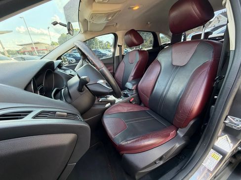 Used 2014 Ford Focus SE w/ Equipment Group 201A FWD image 14