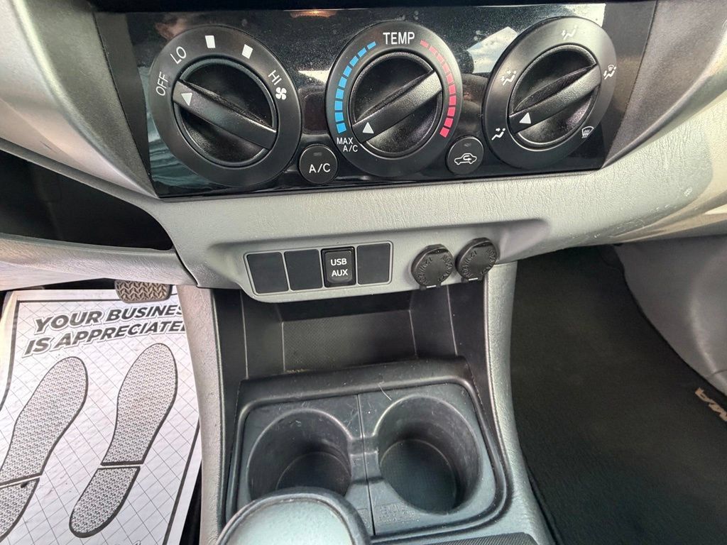 Used 2015 Toyota Tacoma 4x4 Double Cab w/ TRD Sport Package image 23