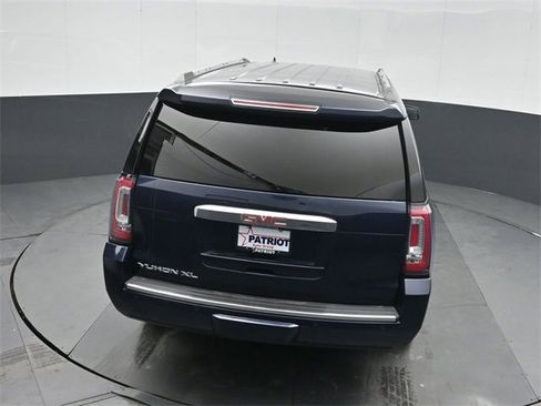 Used 2018 GMC Yukon XL Denali image 34