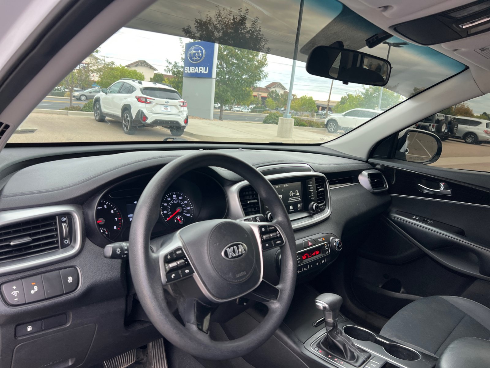 Used 2019 Kia Sorento AWD V6 image 13