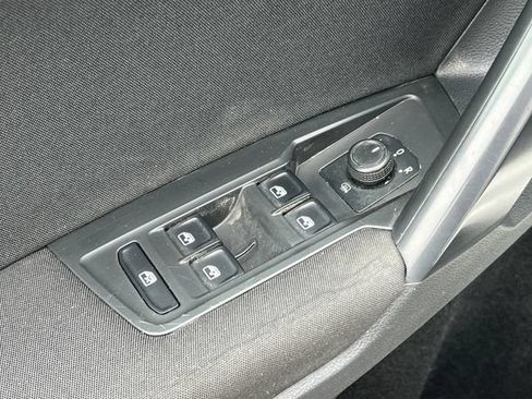 Used 2021 Volkswagen Tiguan S AWD/4WD image 15
