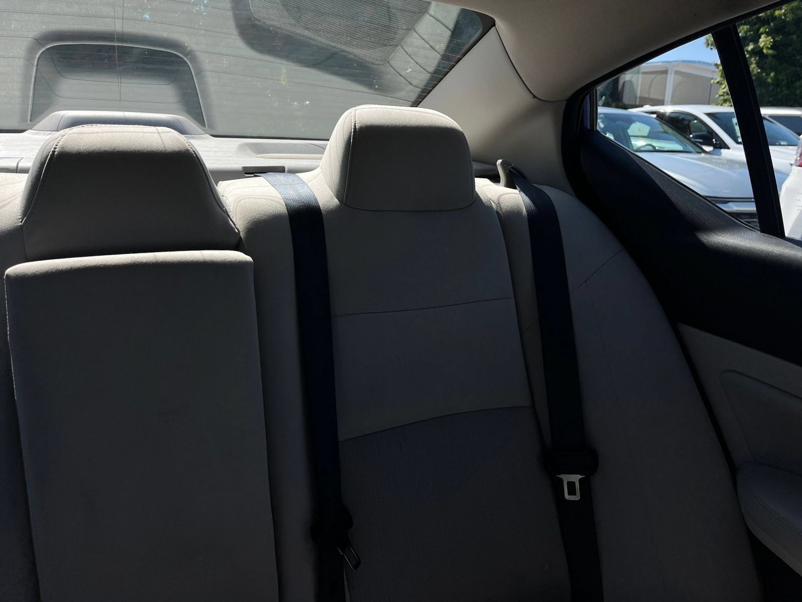Used 2025 Nissan Altima 2.5 SV FWD image 37