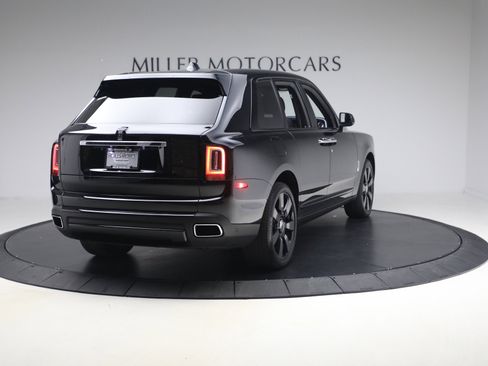 Certified 2022 Rolls-Royce Cullinan w/ Dark Exterior Package image 2