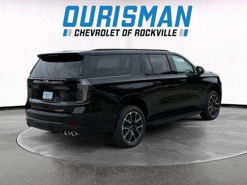 New 2026 Chevrolet Suburban RST w/ RST Capability Package AWD/4WD image 6