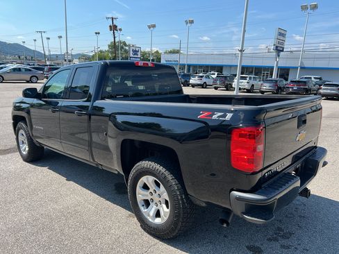 Used 2018 Chevrolet Silverado 1500 LT w/ All Star Edition AWD/4WD image 7