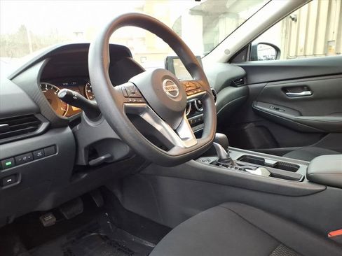 Used 2023 Nissan Sentra S image 18