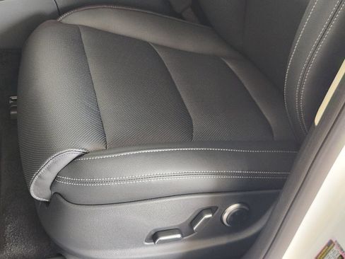 New 2026 Genesis GV70 2.5T Select AWD/4WD image 20